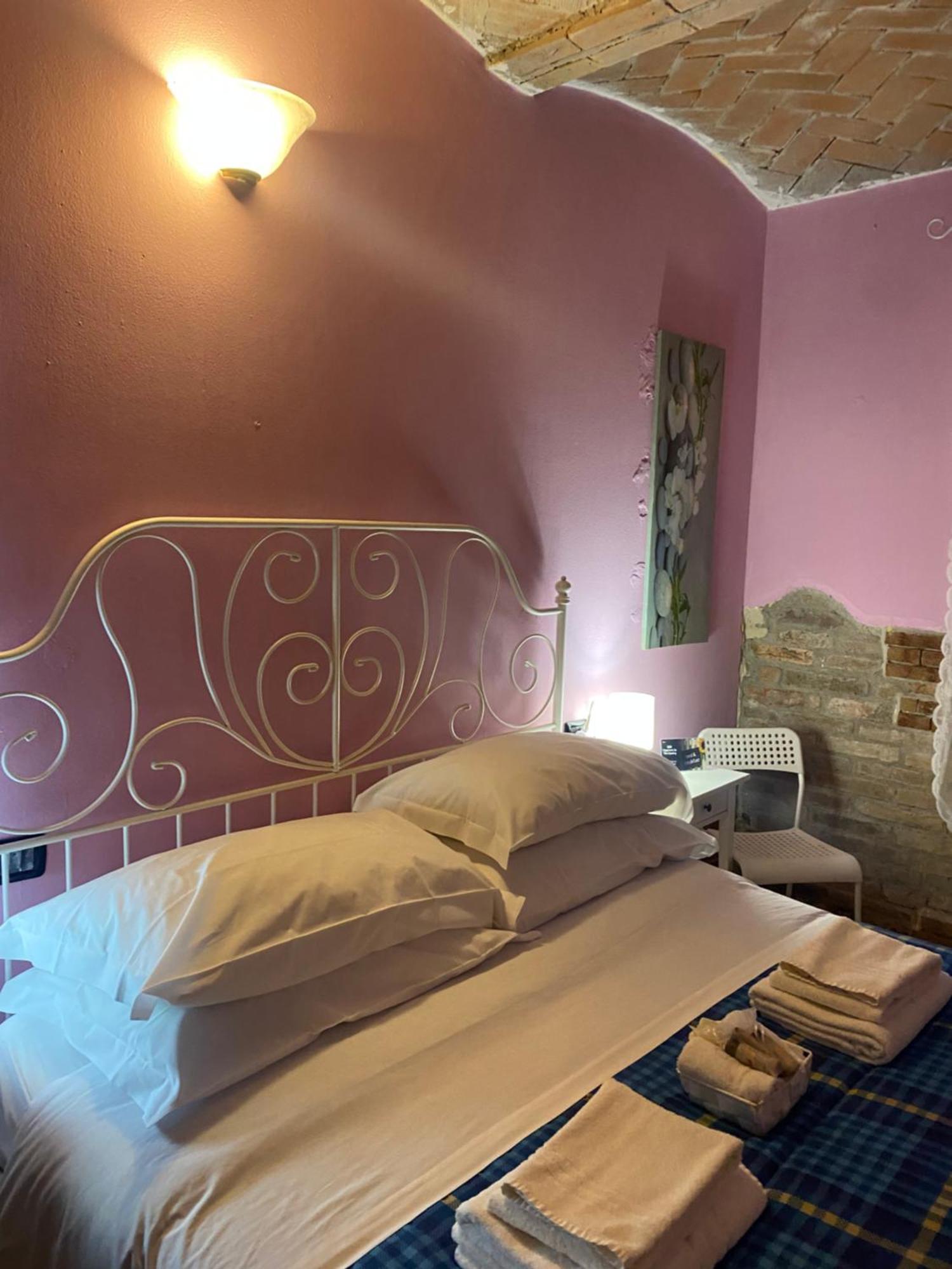 B&B Happiness In The Country Brescello Exterior foto