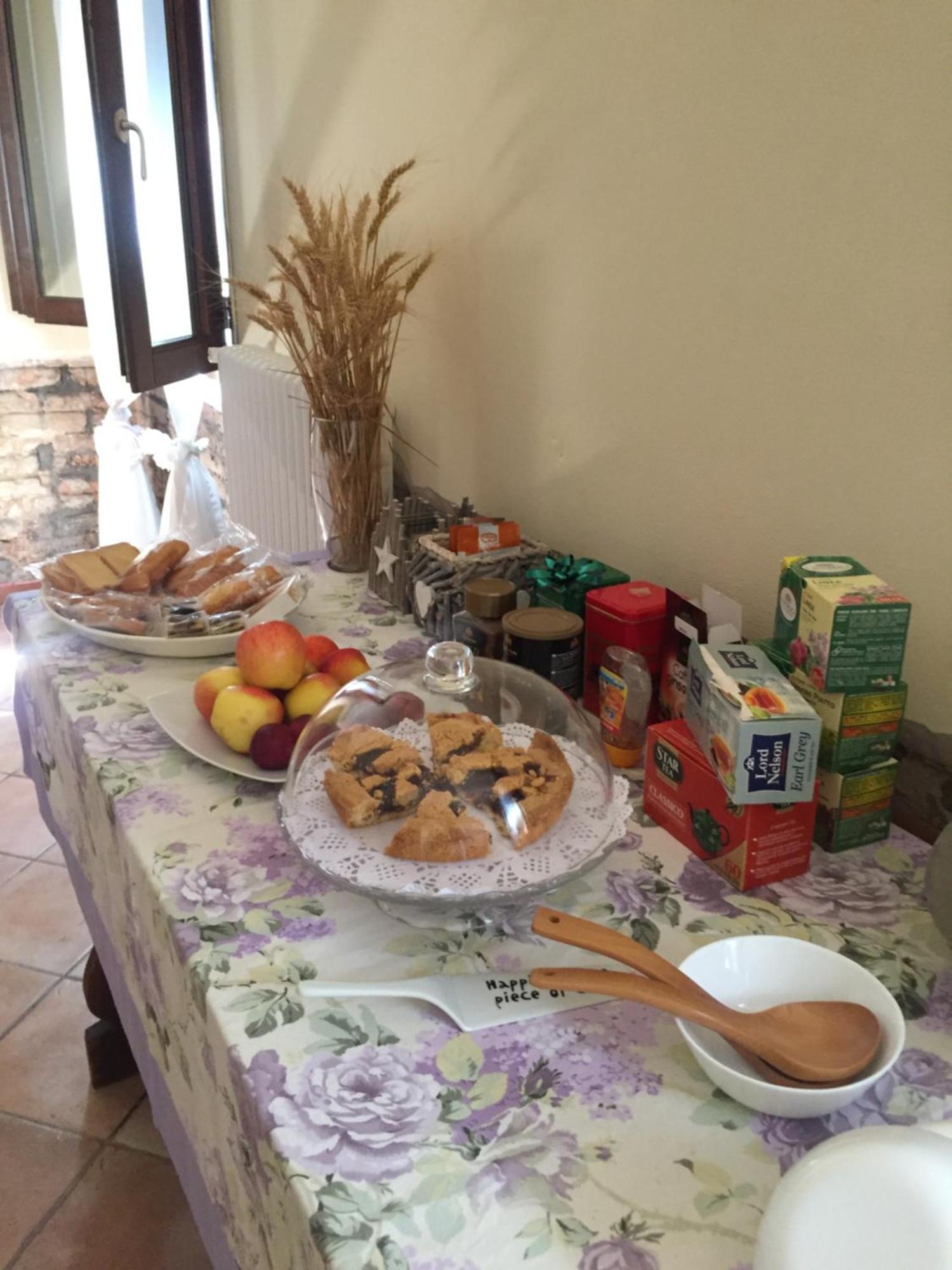 B&B Happiness In The Country Brescello Exterior foto