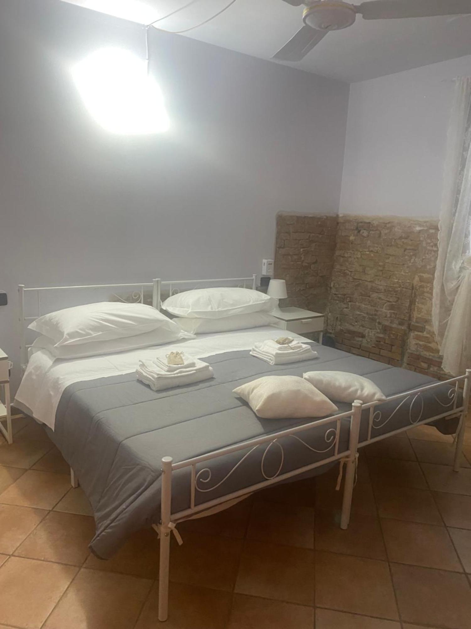 B&B Happiness In The Country Brescello Exterior foto